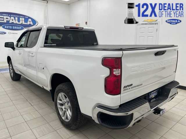 Used 2023 Chevrolet Silverado 1500 LT w/ Z71 Off-Road Package AWD/4WD image 22