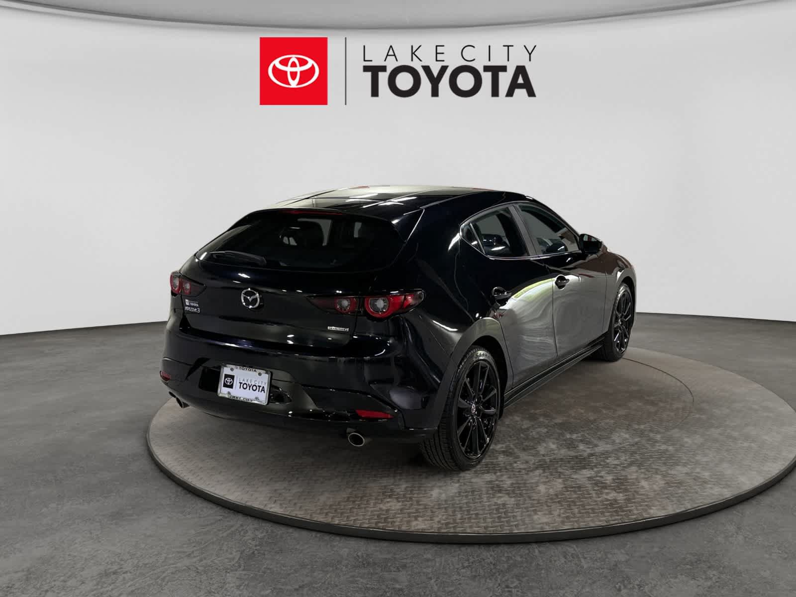 Used 2025 MAZDA MAZDA3 s Sport FWD image 9