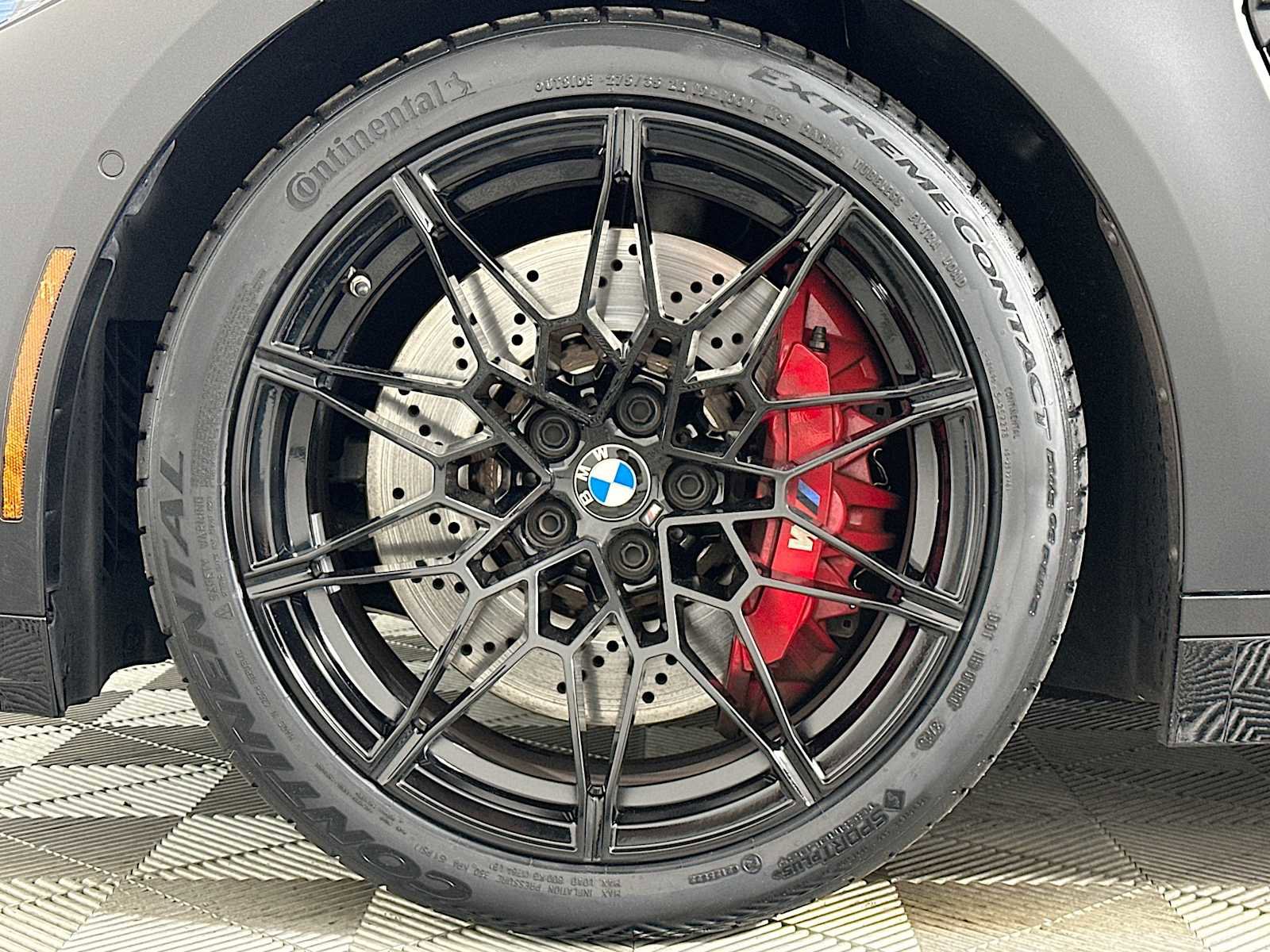 Used 2025 BMW M4 Competition image 30