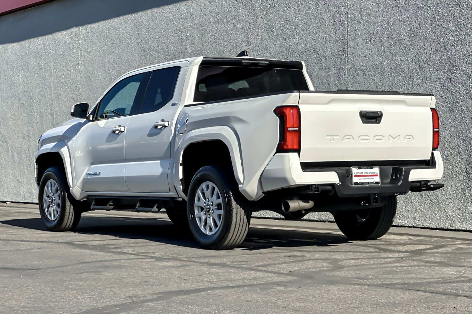 Certified 2025 Toyota Tacoma SR5 image 3