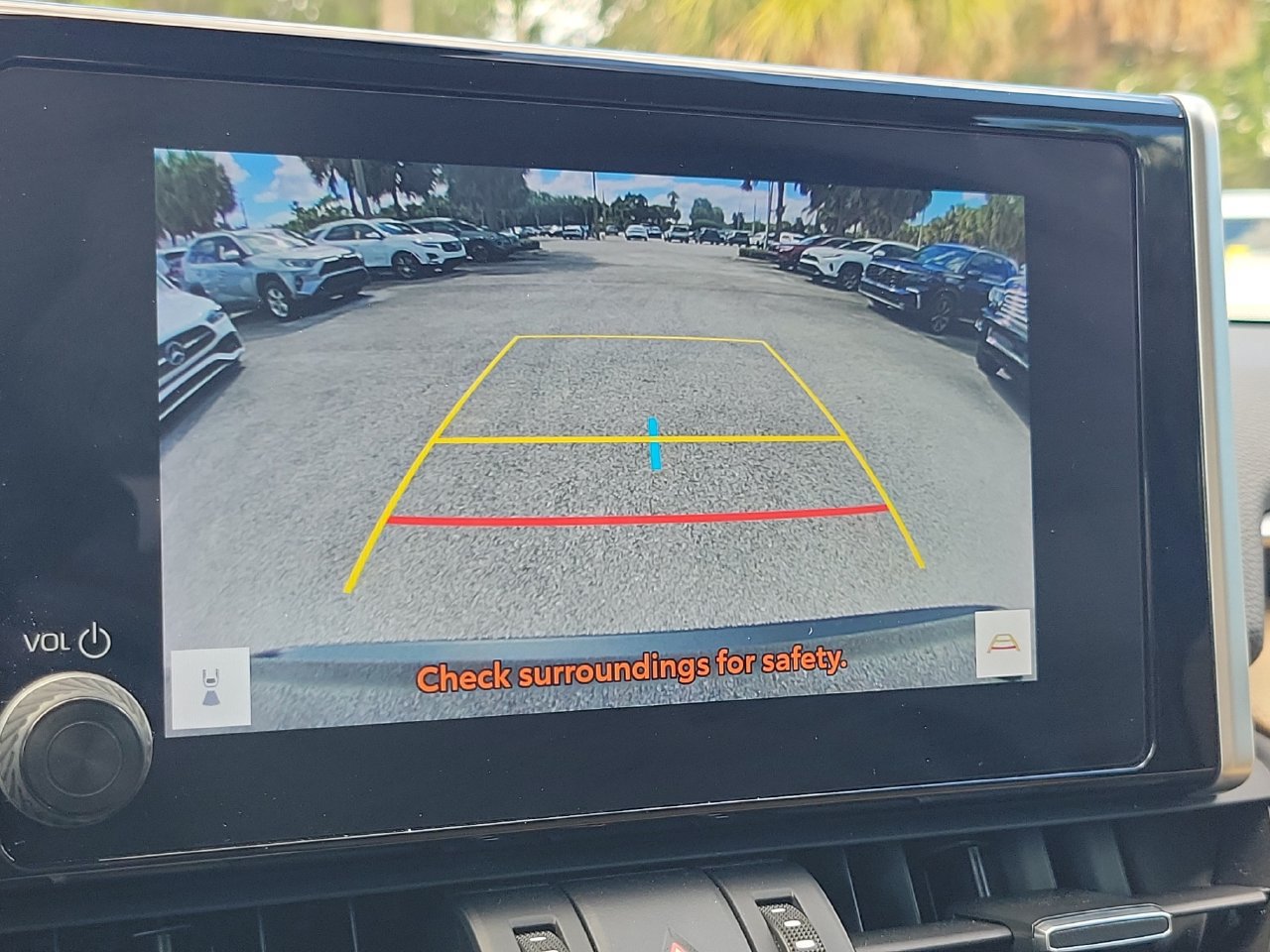 Used 2025 Toyota RAV4 XLE Premium FWD image 24