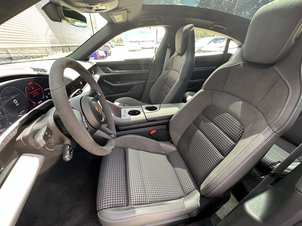 Used 2026 Porsche Taycan RWD image 5