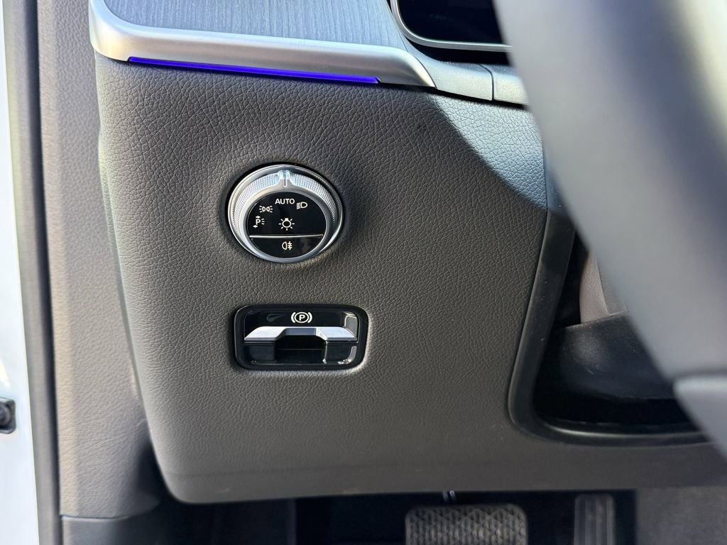 New 2026 Mercedes-Benz GLC 300 4MATIC image 17