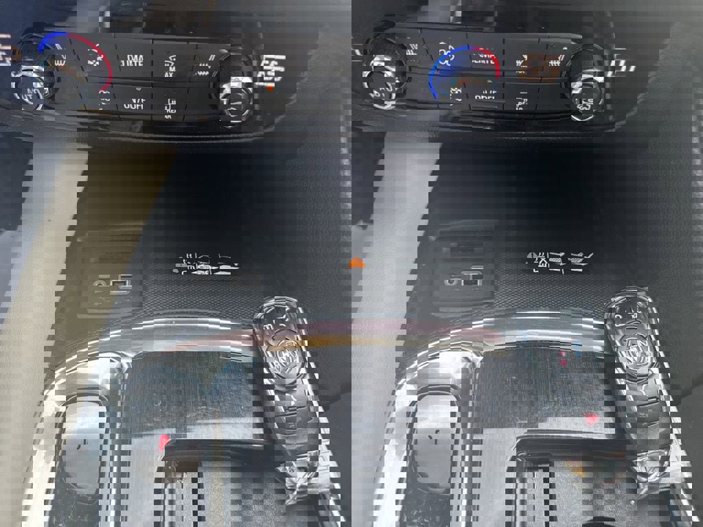 Used 2023 Buick Enclave Essence w/ Experience Buick Package image 26