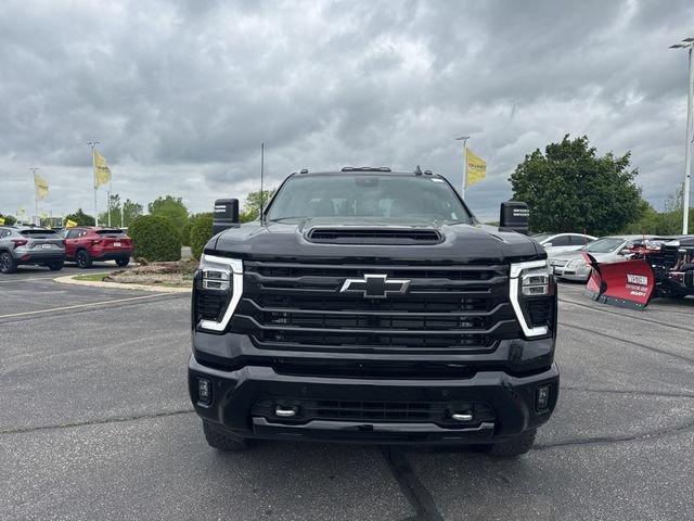 New 2026 Chevrolet Silverado 2500 High Country w/ Midnight Edition AWD/4WD image 2
