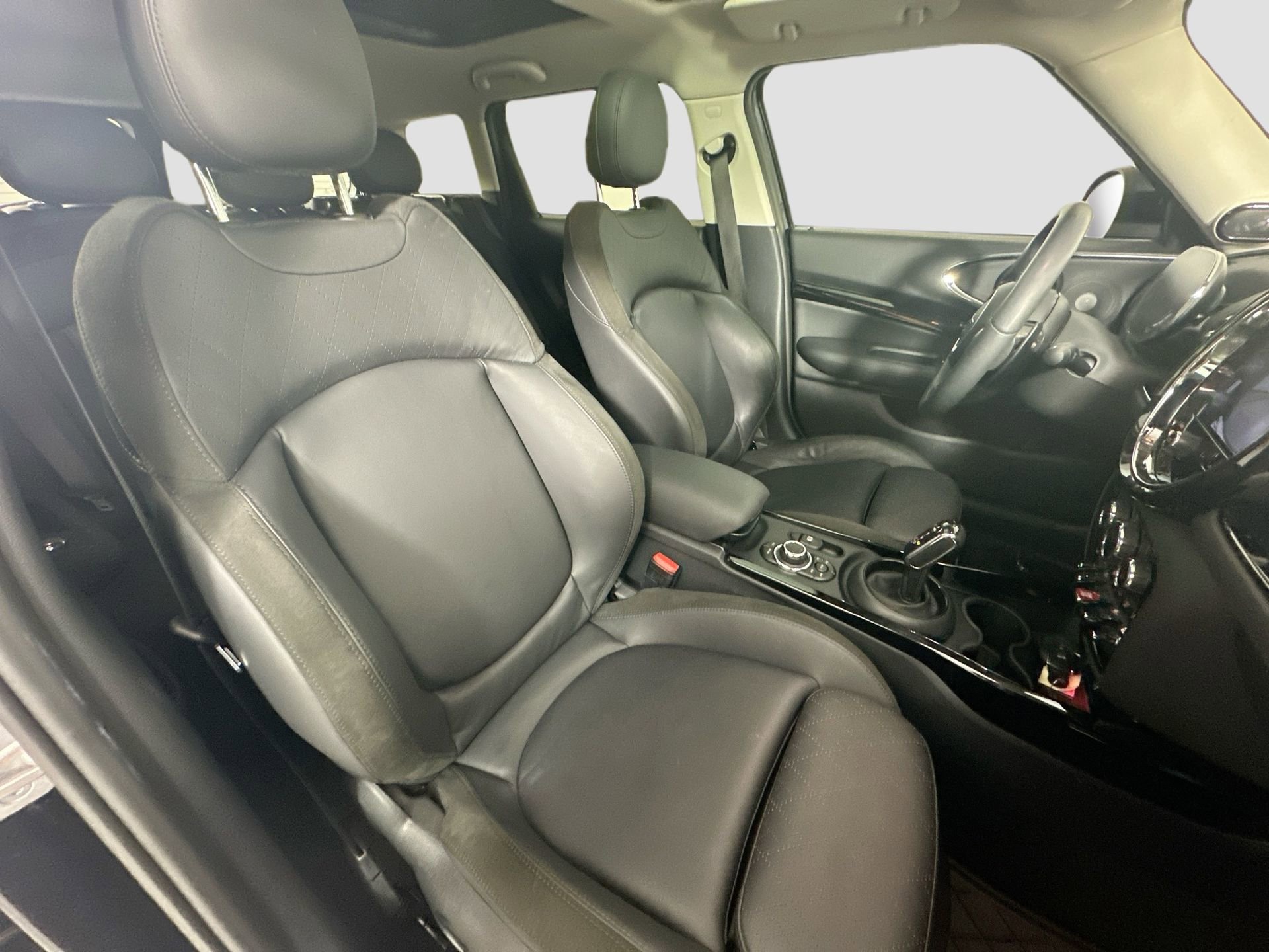 Used 2023 MINI Cooper Clubman S image 31