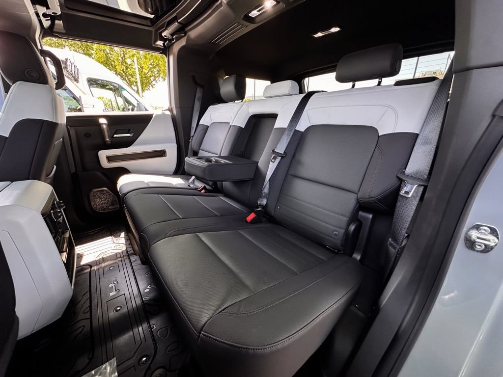 Used 2025 GMC Hummer EV 3X AWD/4WD image 22