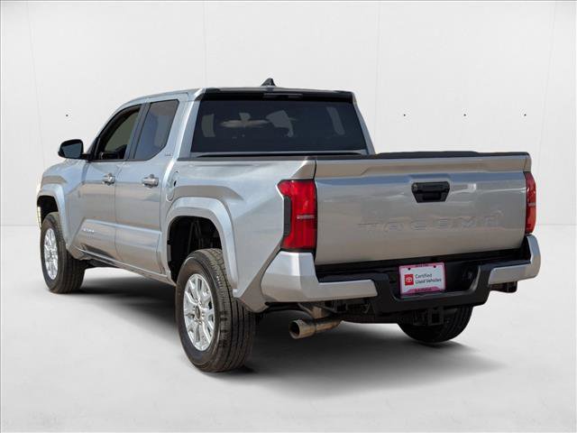 Used 2025 Toyota Tacoma SR5 image 7