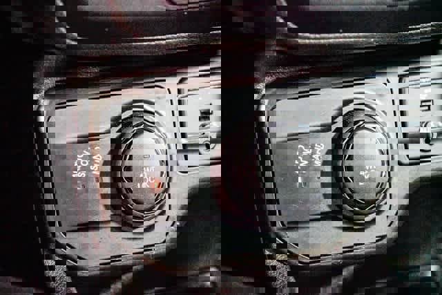 Used 2022 Jeep Renegade Latitude image 22