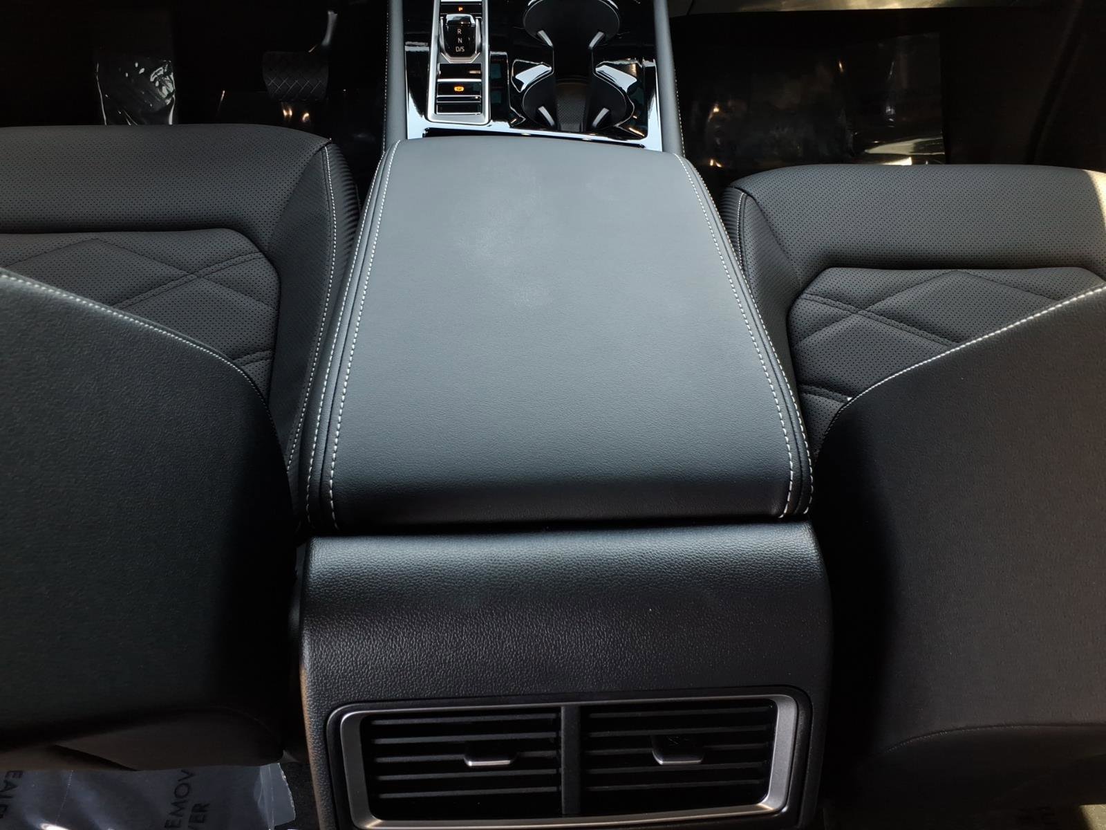 New 2026 Volkswagen Atlas Cross Sport SE image 16