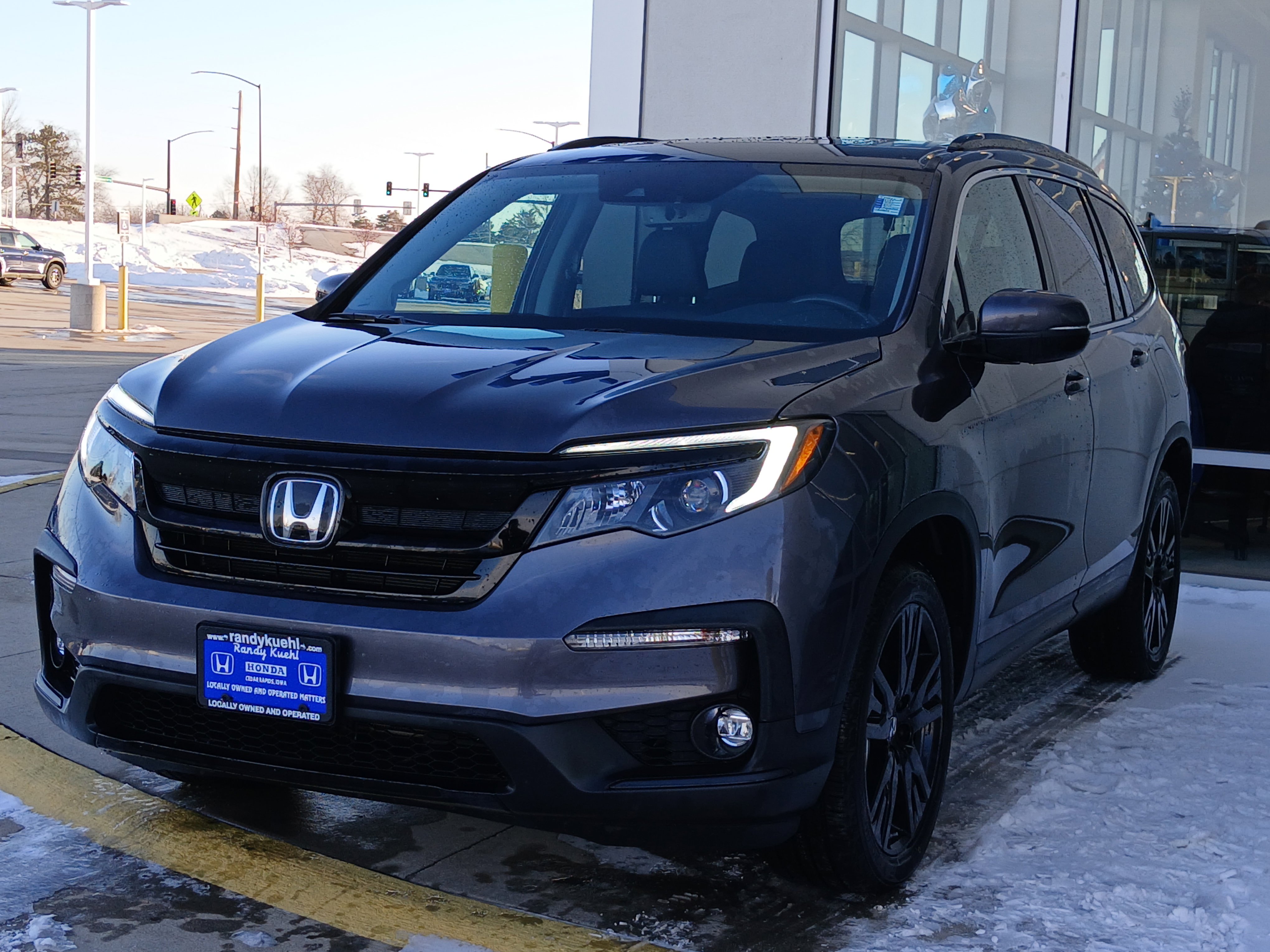 Used 2022 Honda Pilot Special Edition image 2