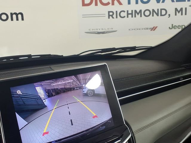 Used 2024 Jeep Compass Limited image 26