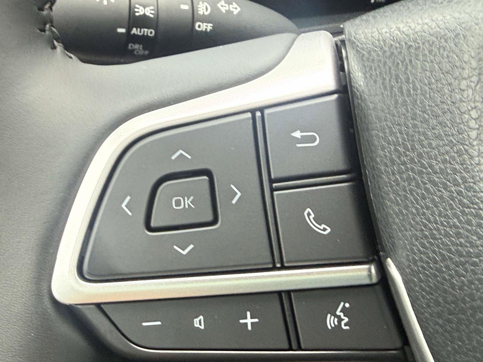 Used 2026 Toyota Grand Highlander FWD image 40