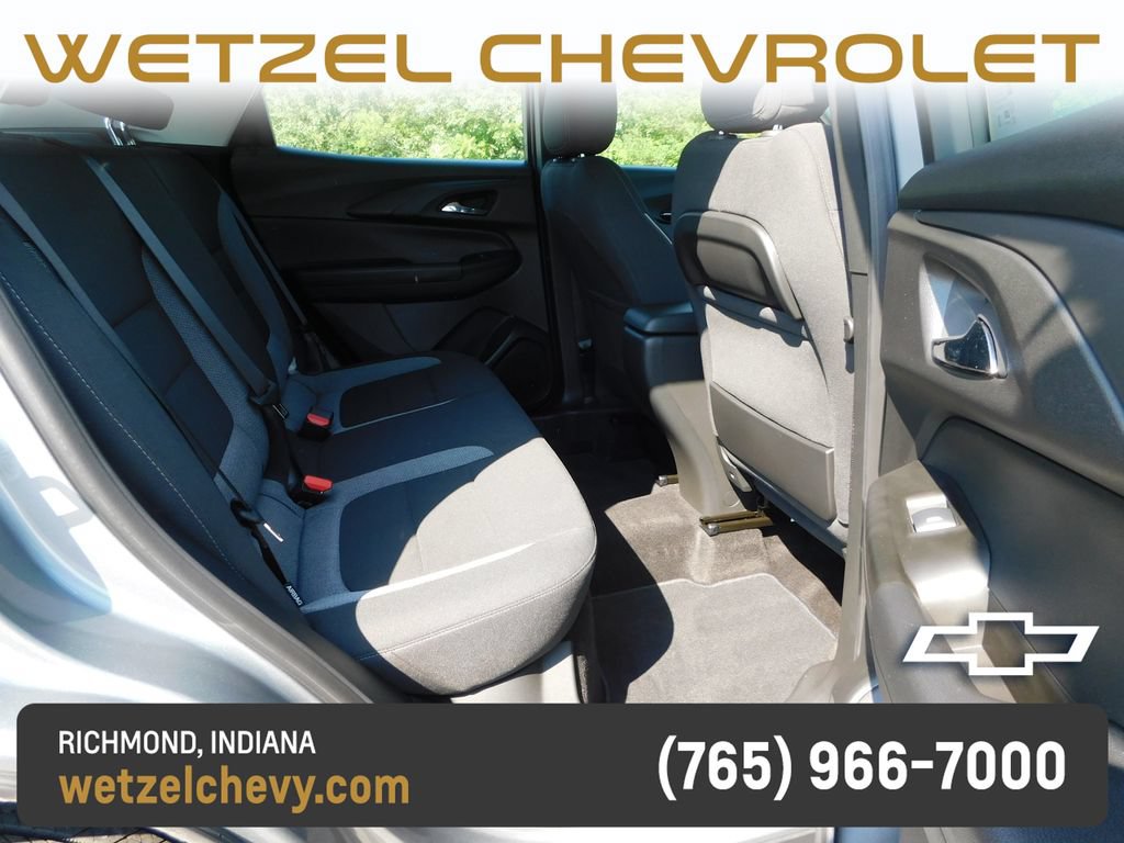 Used 2023 Chevrolet TrailBlazer LS AWD/4WD image 19