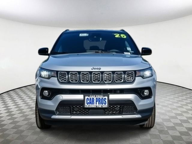 Used 2025 Jeep Compass Limited image 5