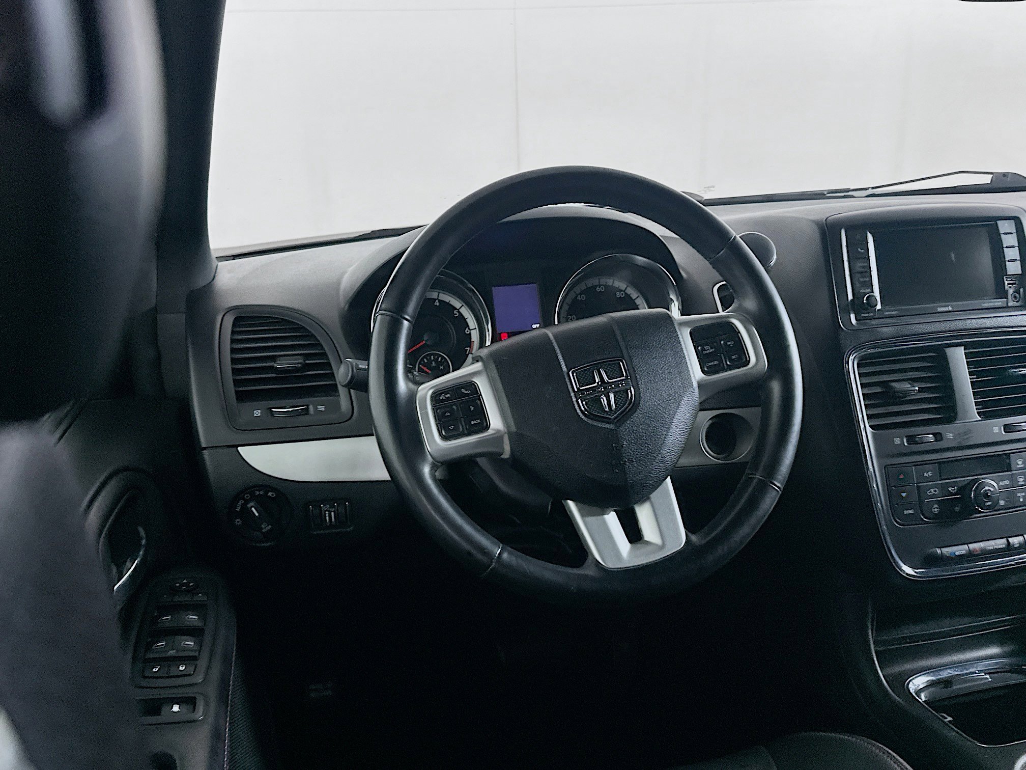 Used 2019 Dodge Grand Caravan GT image 17