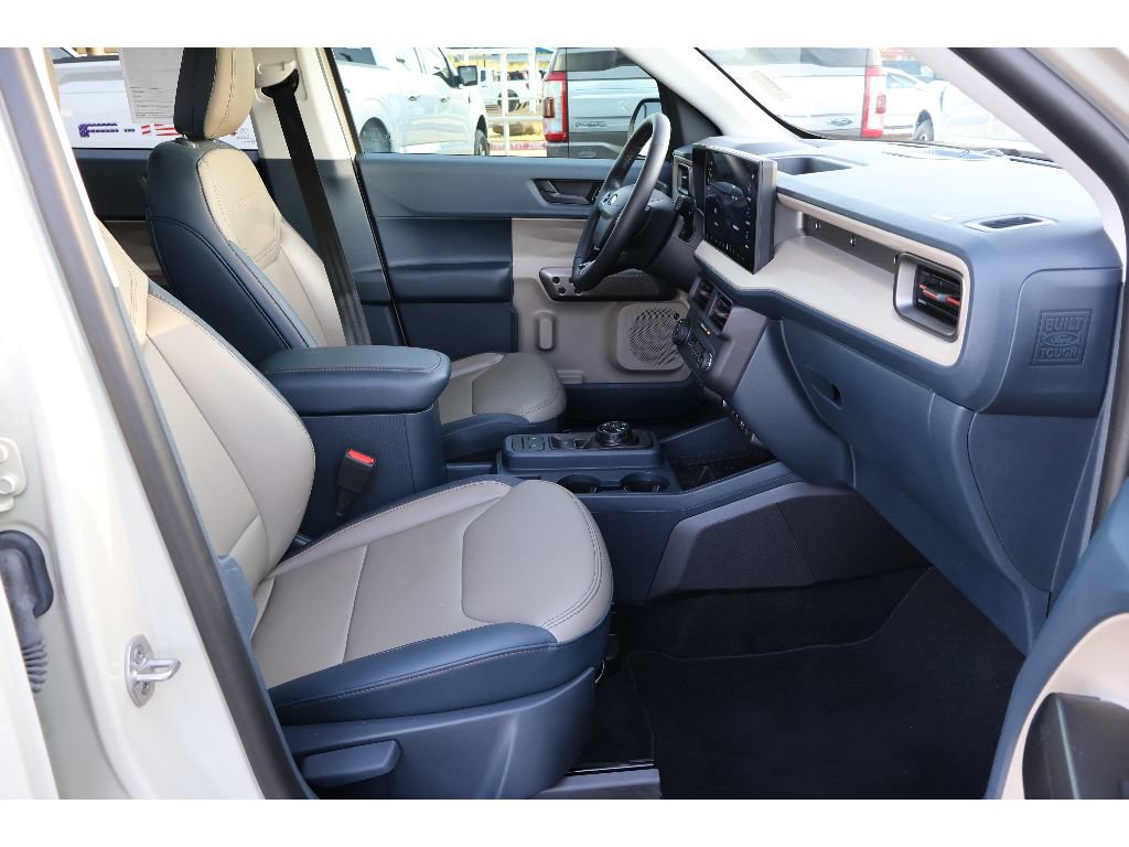 Used 2025 Ford Maverick Lariat AWD/4WD image 18