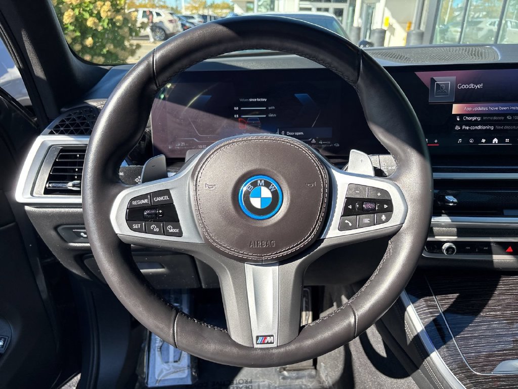 Certified 2024 BMW X5 xDrive50e w/ Executive Package AWD/4WD image 17