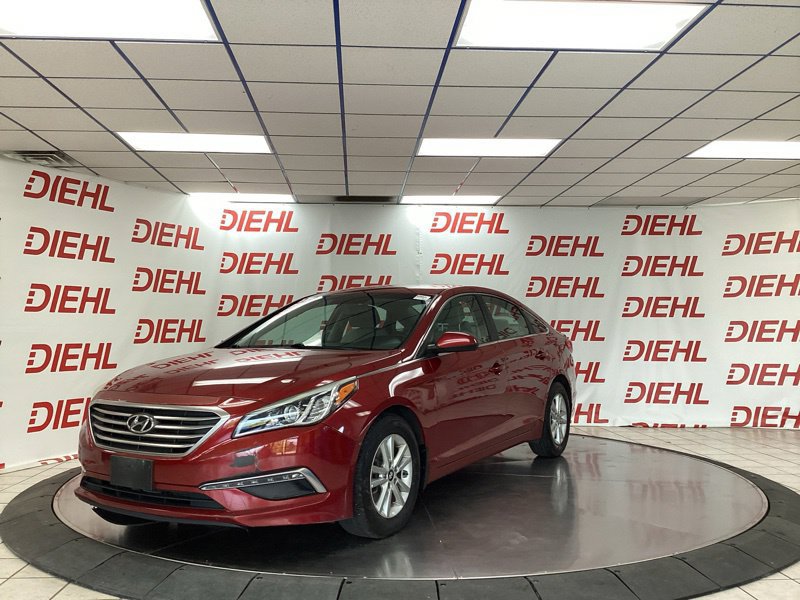 Used 2015 Hyundai Sonata SE w/ Option Group 09 FWD image 3