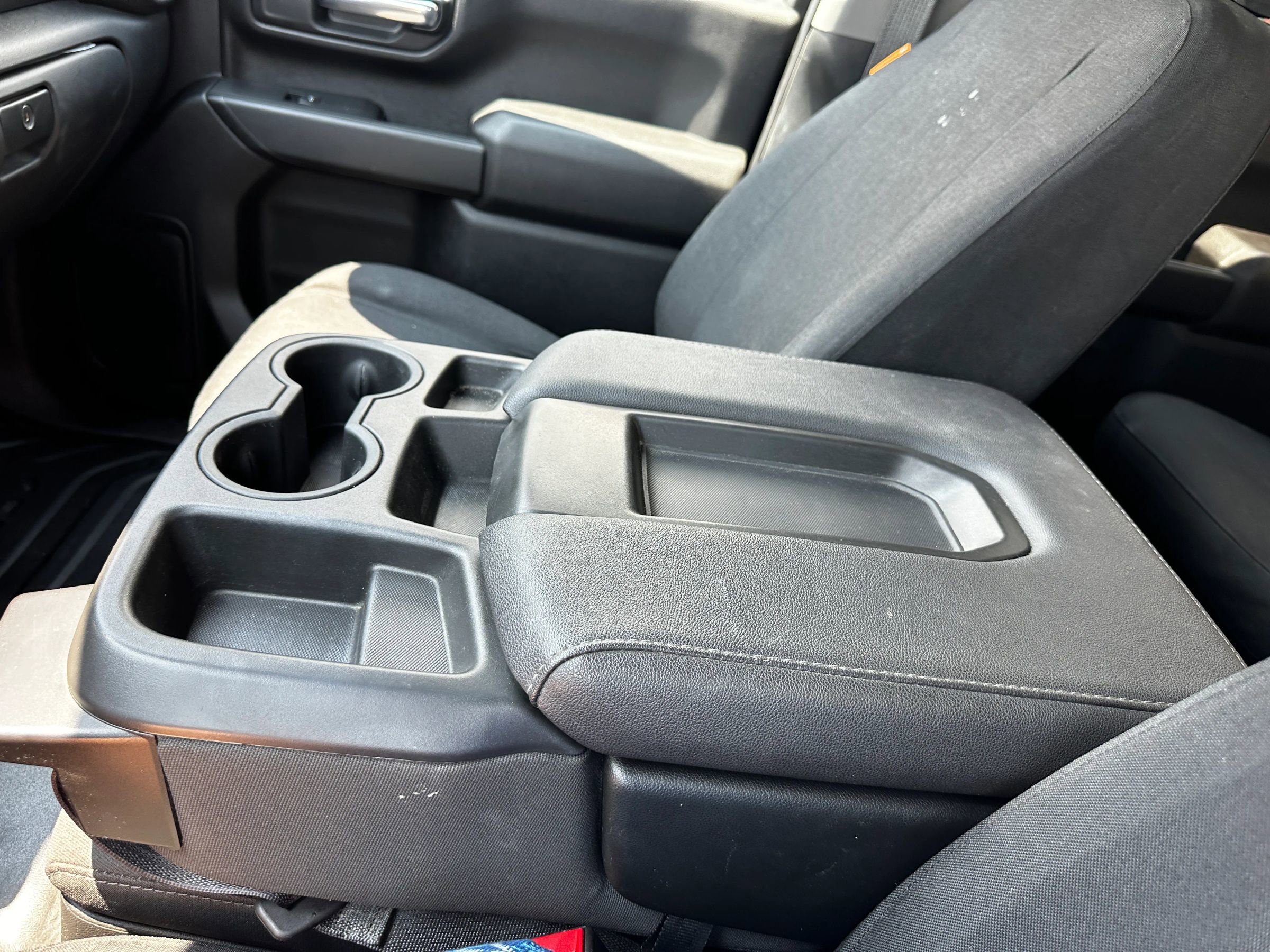 Used 2024 GMC Sierra 3500 Pro w/ Convenience Package image 32