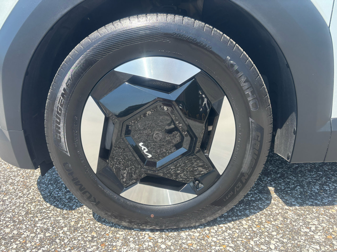 Used 2024 Kia EV9 Light Long Range image 28