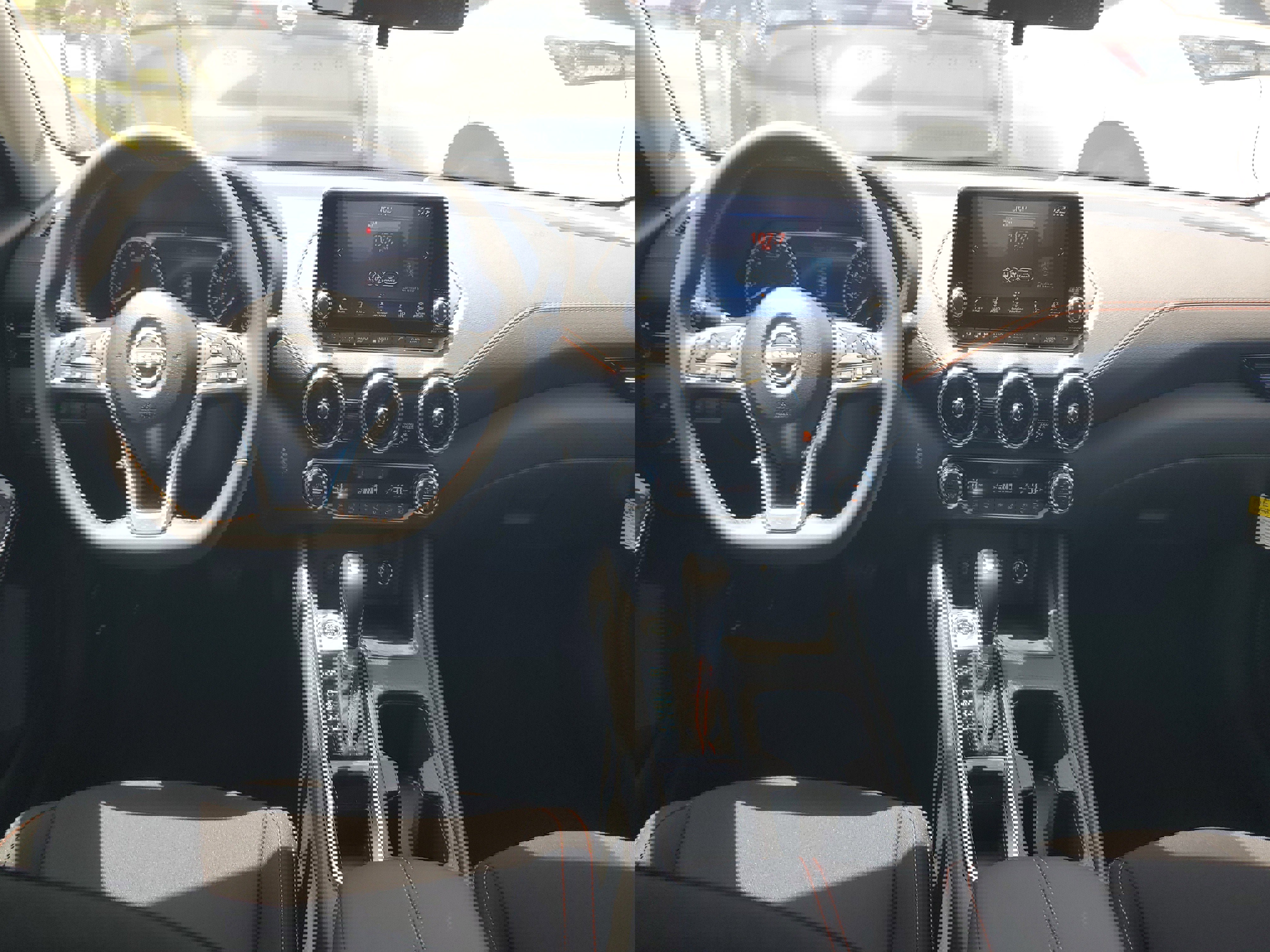 New 2025 Nissan Sentra SR w/ Midnight Edition image 12