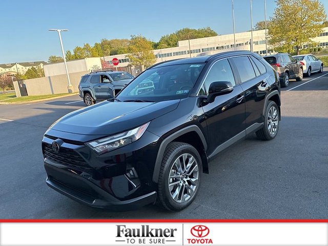 Certified 2022 Toyota RAV4 XLE Premium AWD/4WD image 24