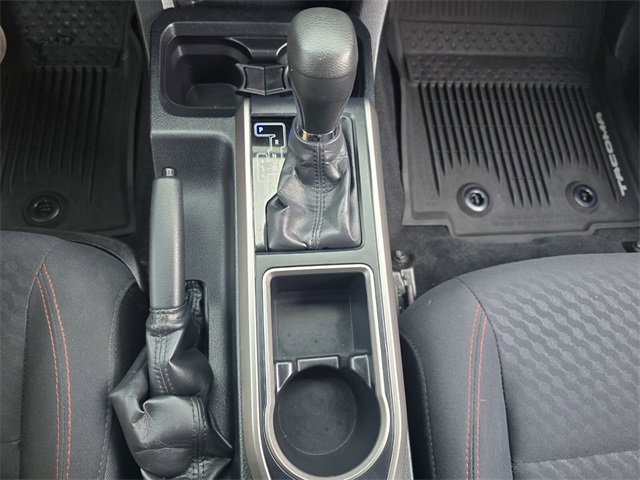 Used 2020 Toyota Tacoma SR5 image 31