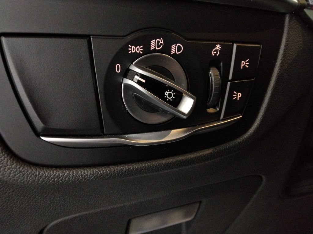 Used 2023 BMW X4 M40i image 17