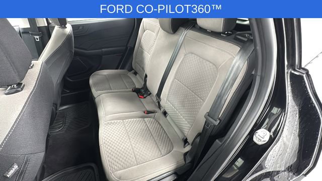 Used 2022 Ford Escape SE w/ Cold Weather Package image 12