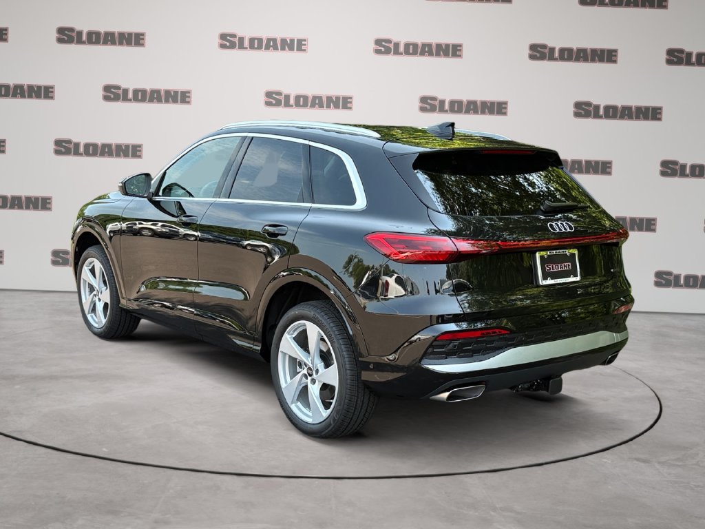 Certified 2025 Audi Q5 Premium Plus w/ Premium Plus AWD/4WD image 3