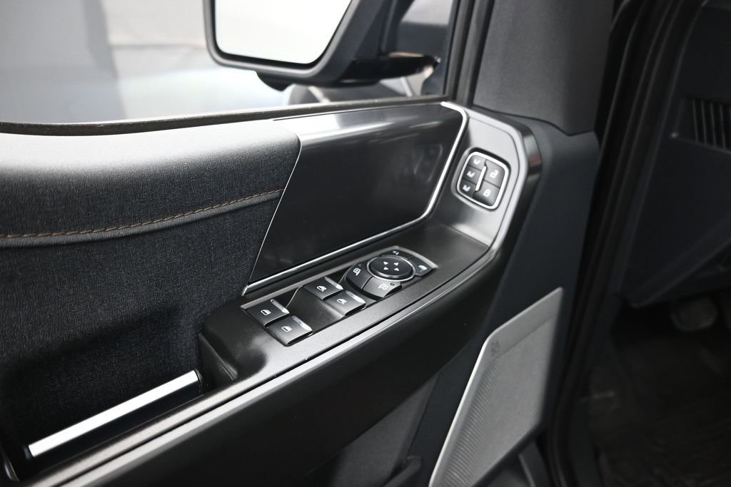 Used 2023 Ford F150 Raptor AWD/4WD image 11