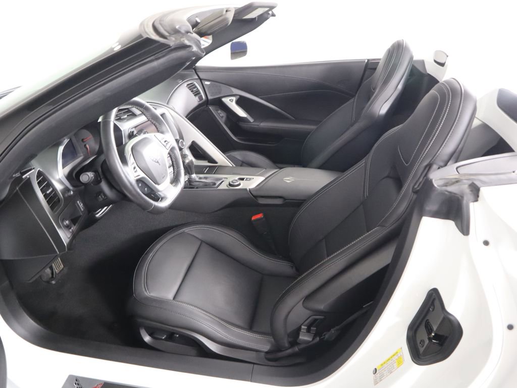 Used 2019 Chevrolet Corvette Stingray Convertible image 26