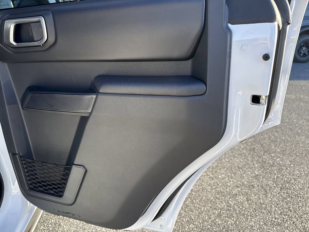 New 2025 Ford Bronco Badlands AWD/4WD image 17
