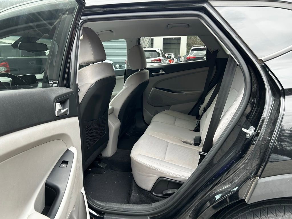 Used 2021 Hyundai Tucson Value w/ Cargo Package image 10