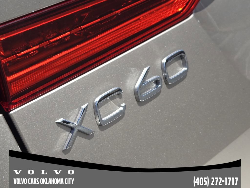 Certified 2024 Volvo XC60 B5 Plus image 10