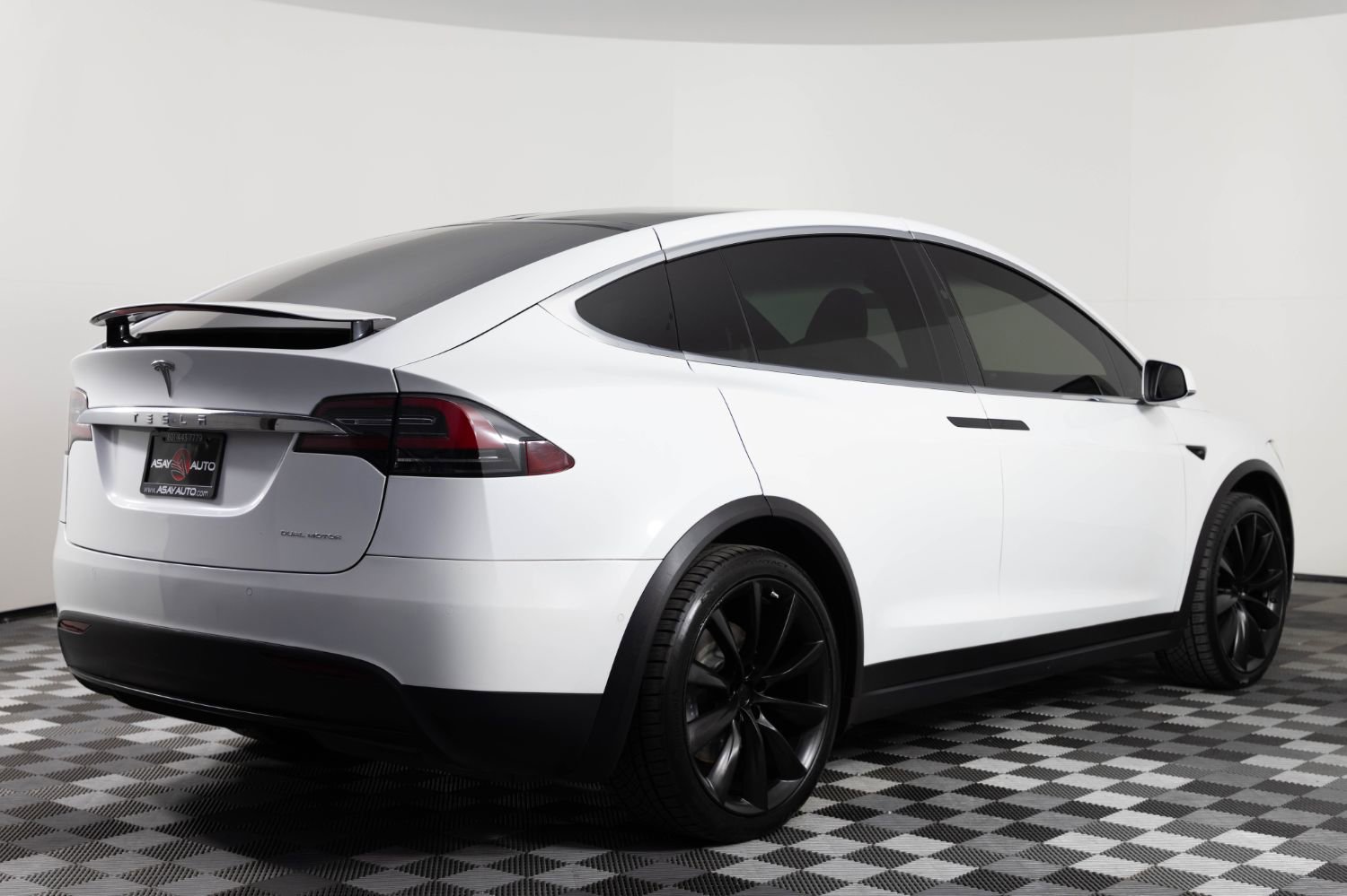 Used 2020 Tesla Model X Long Range image 7