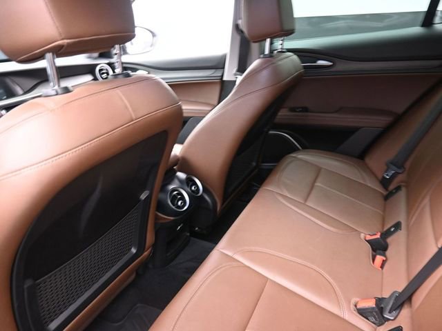 Used 2020 Alfa Romeo Stelvio Ti image 23