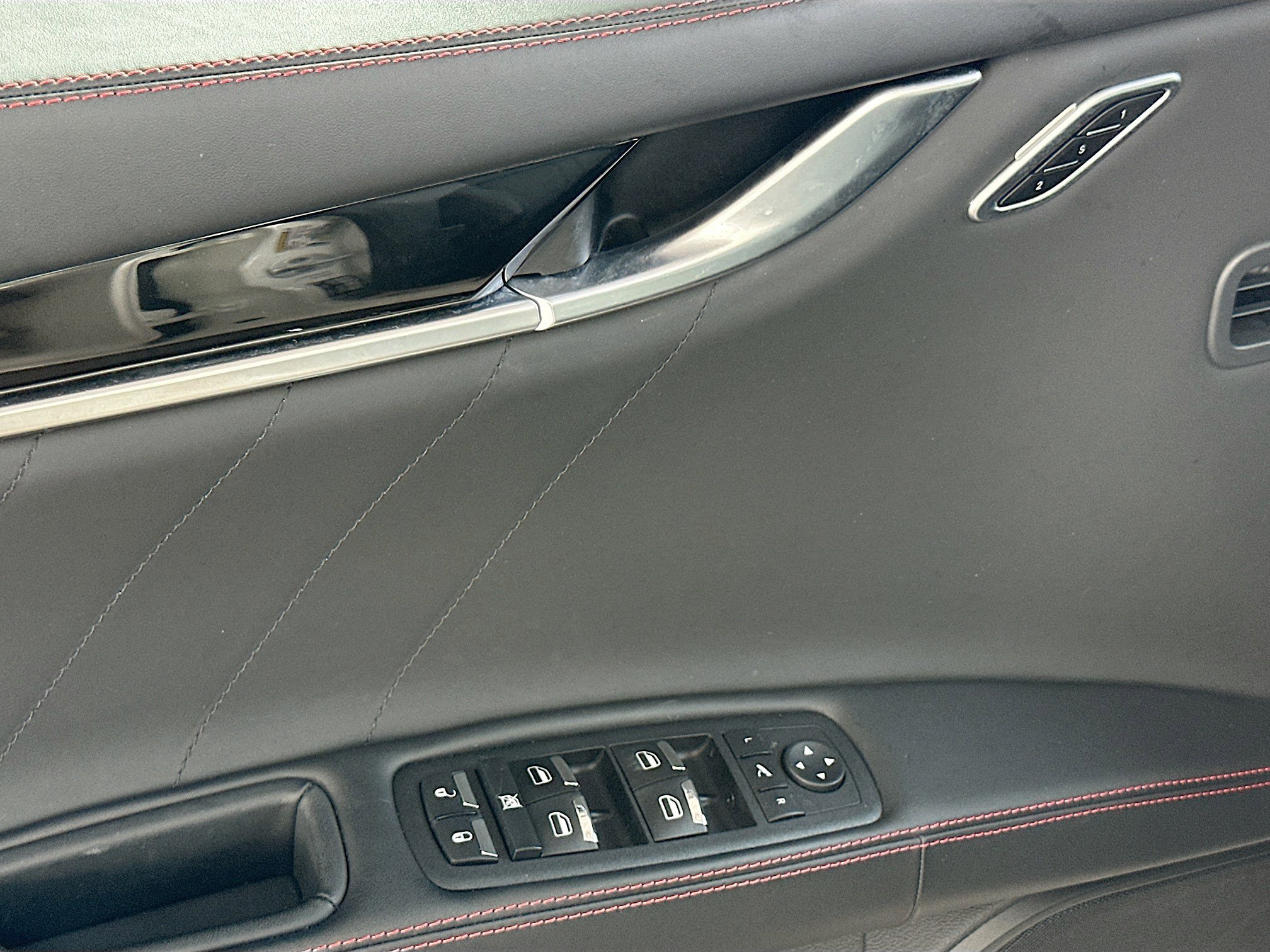 Used 2024 Maserati Ghibli Modena Q4 image 18