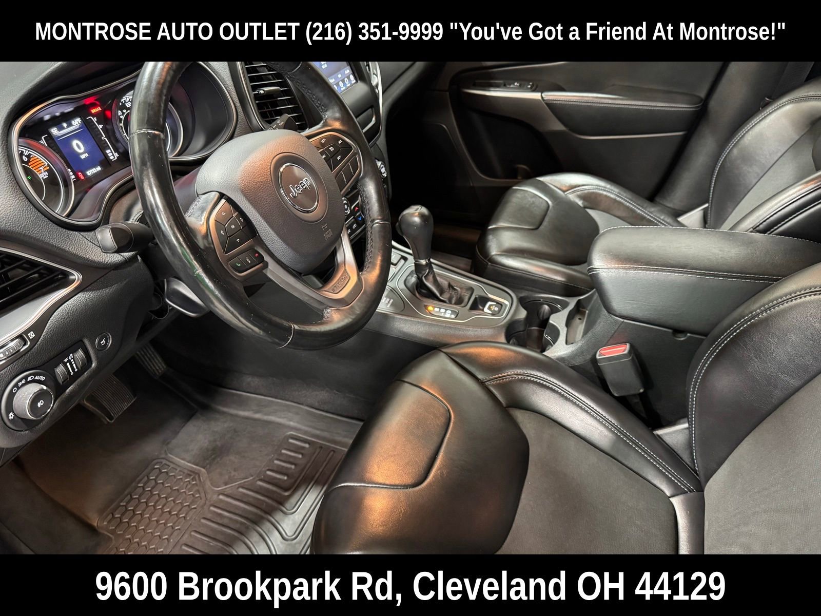 Used 2019 Jeep Cherokee Latitude Plus w/ Comfort/Convenience Group image 14