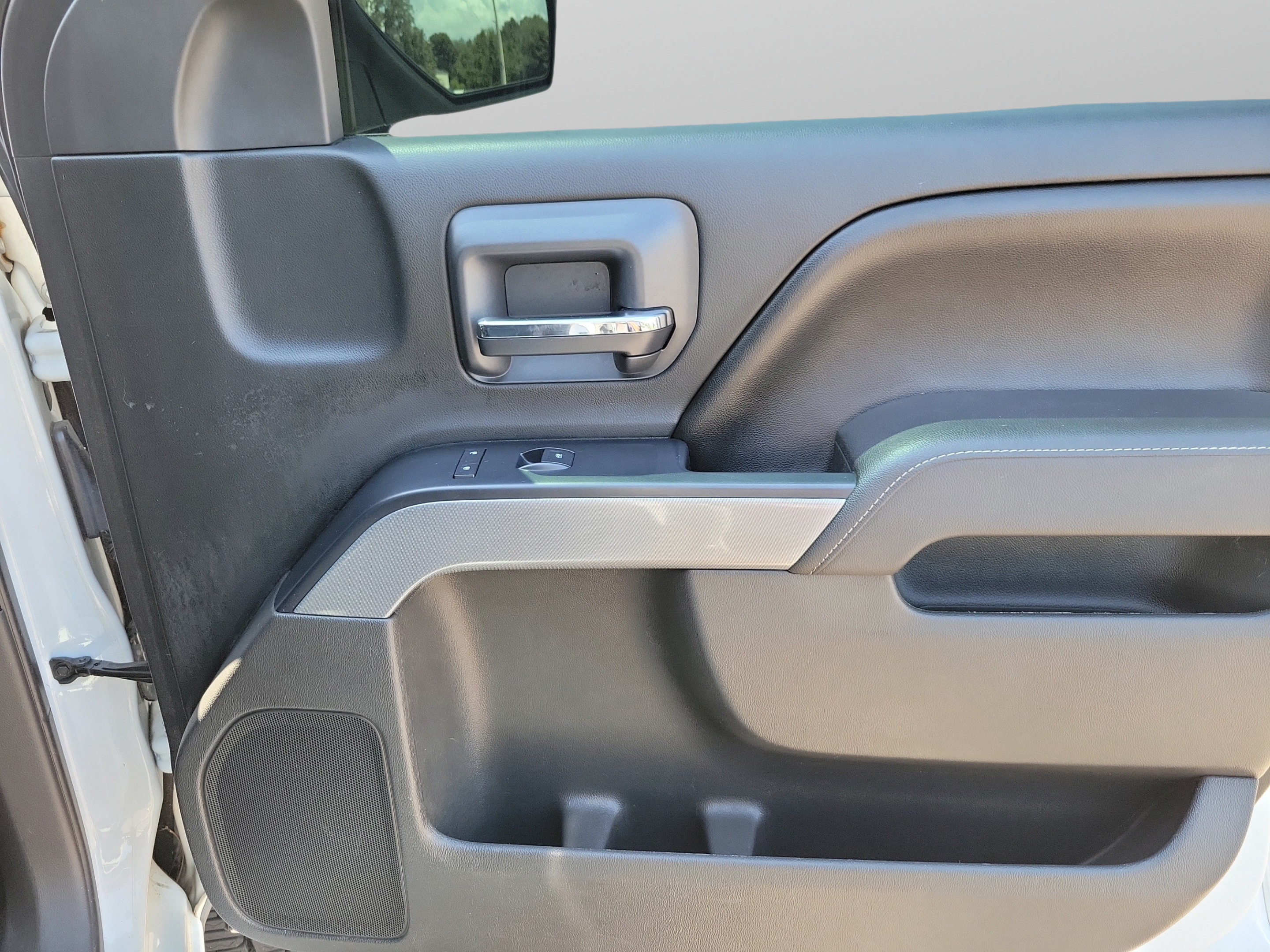 Used 2017 Chevrolet Silverado 1500 LT w/ All Star Edition AWD/4WD image 20