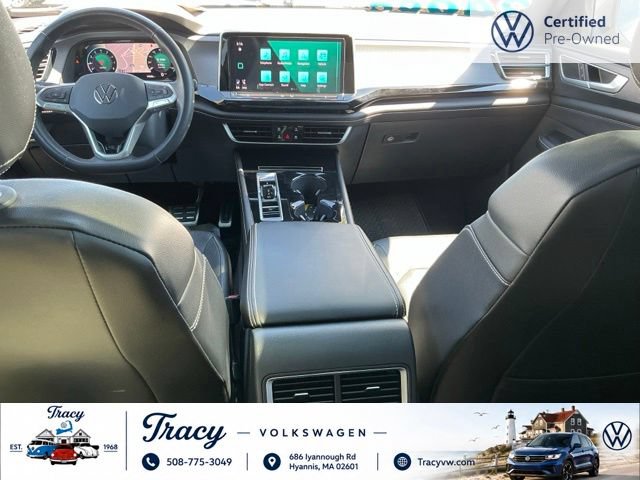 Certified 2024 Volkswagen Atlas Cross Sport SEL R-Line AWD/4WD image 21