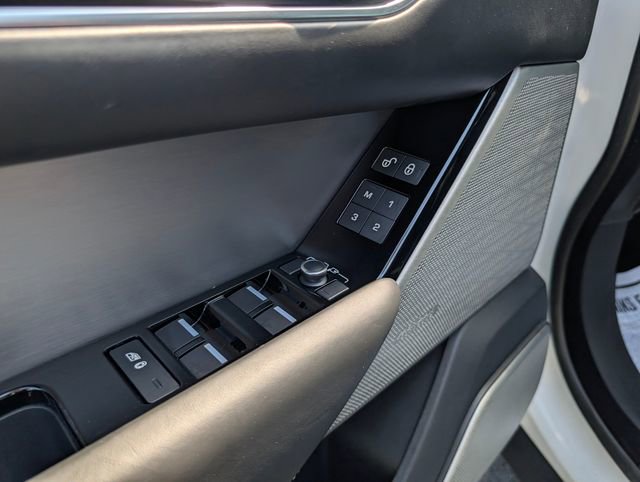 Used 2019 Land Rover Range Rover Velar S AWD/4WD image 14