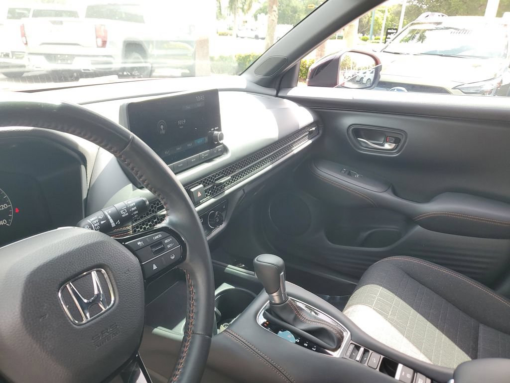 Used 2023 Honda HR-V Sport image 23