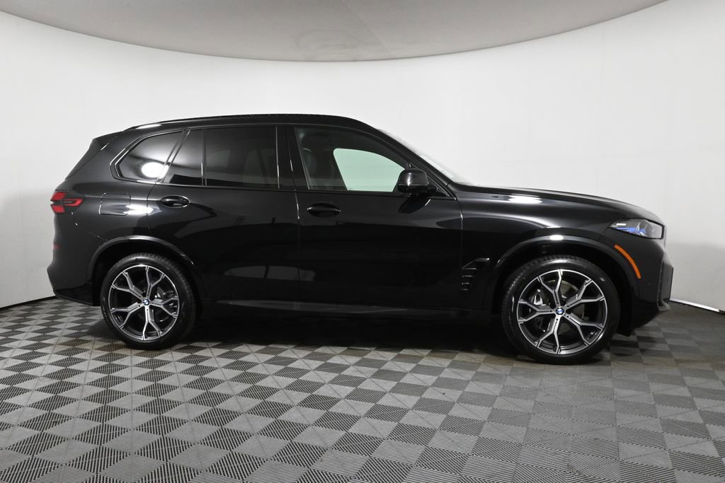 Used 2026 BMW X5 xDrive40i w/ M Sport Package image 8
