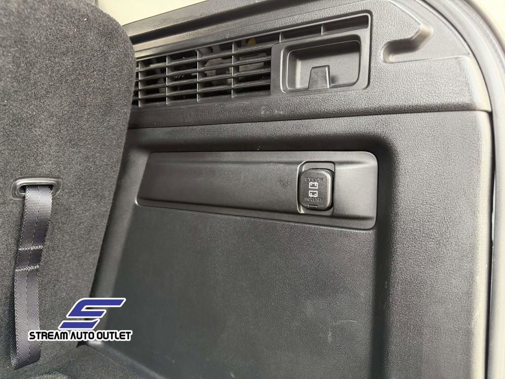 Used 2024 MAZDA CX-90 3.3 Turbo w/ Select Package image 12