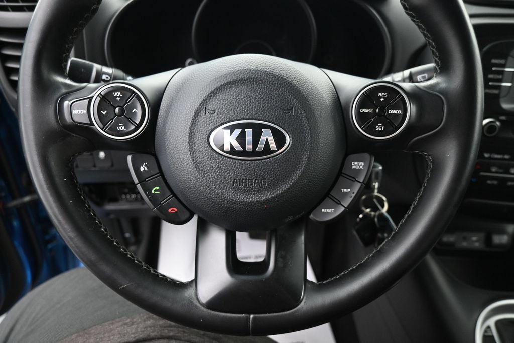 Used 2017 Kia Soul + w/ Designer's Package FWD image 16