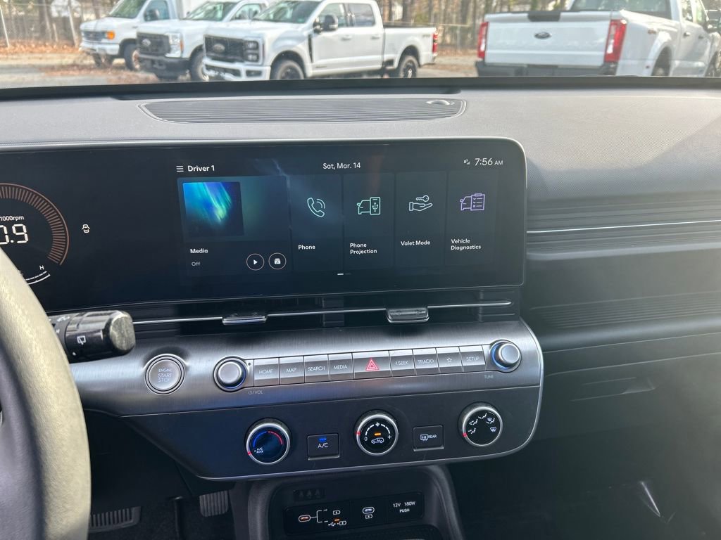 Certified 2025 Hyundai Kona SE image 16