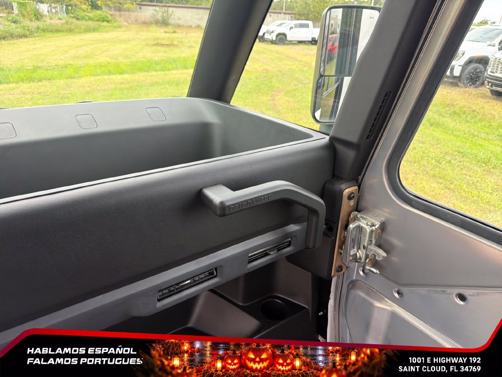 Used 2024 Chevrolet Brightdrop 400 w/ Commercial Equipment Package AWD/4WD image 30