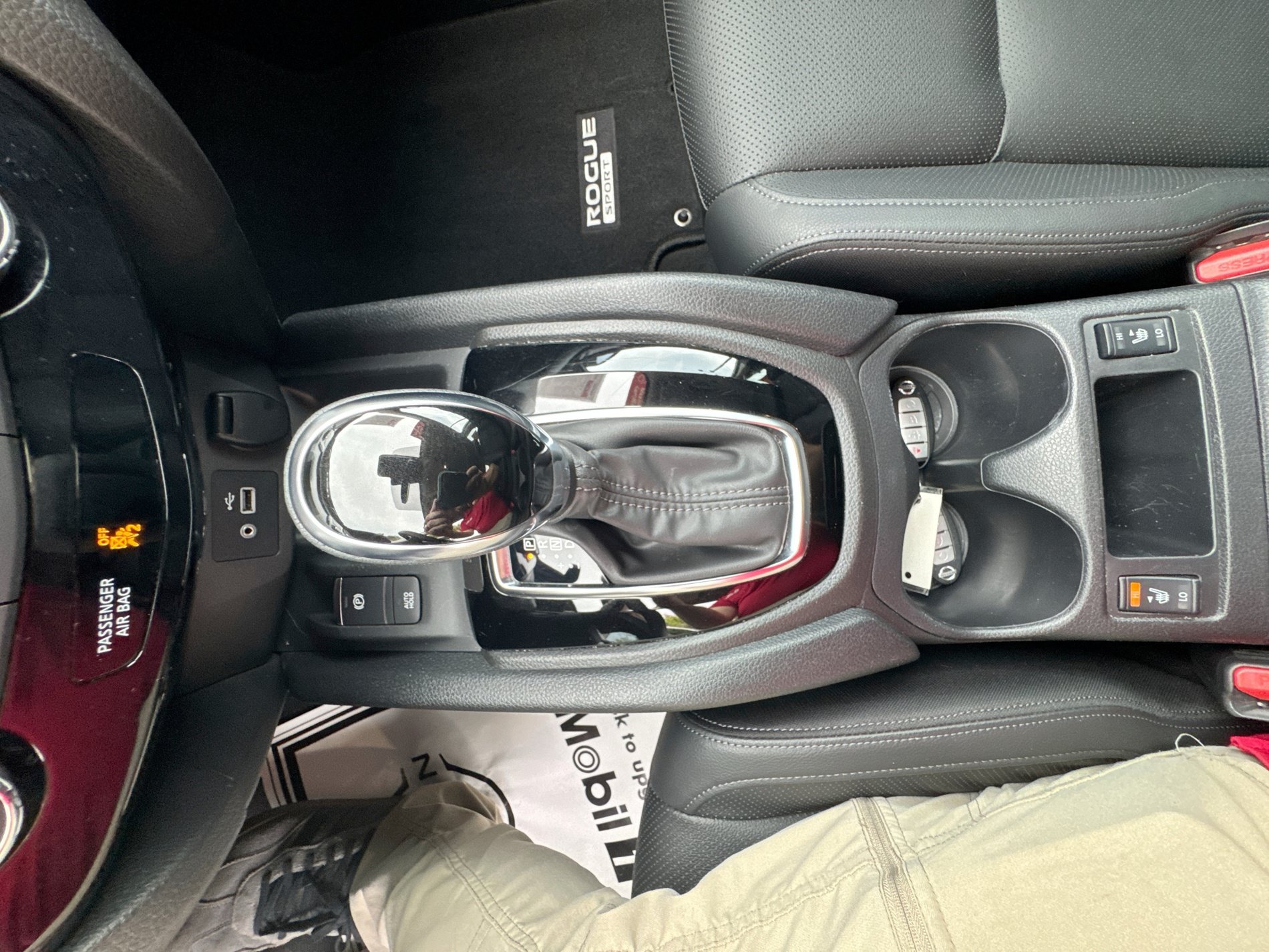 Certified 2022 Nissan Rogue Sport SL w/ Premium Package FWD image 19